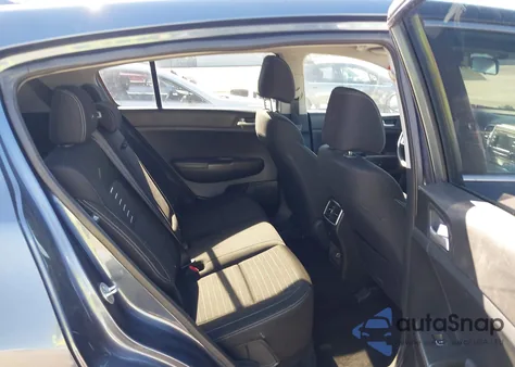 2018 Kia Sportage Lx z USA, uszkodzony, nr VIN KNDPM3AC7J7350053